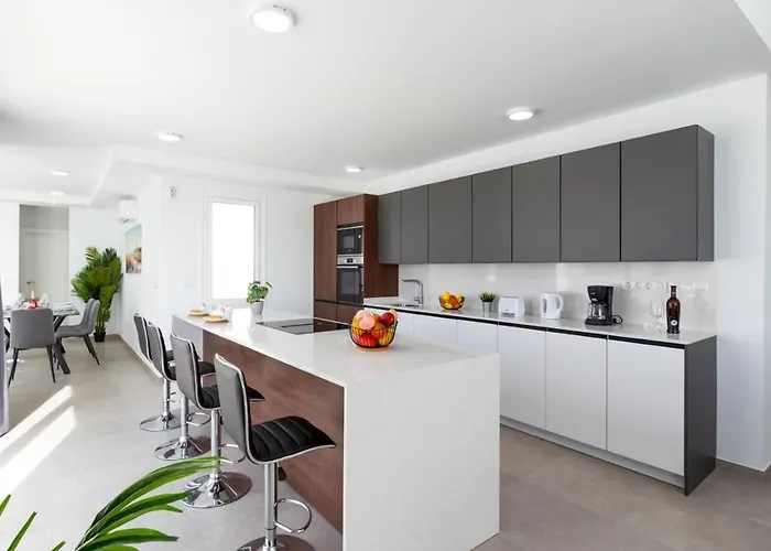 Napoli By Вилла